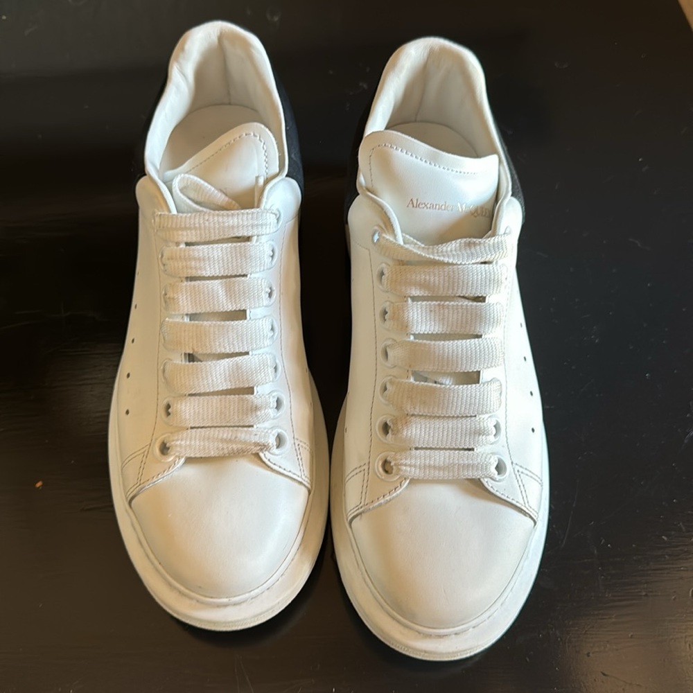 Alexander McQueen sneakers - Picture 2 of 6
